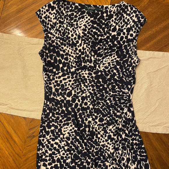 Ralph Lauren Dress Womens 4 Navy White V Neck Abstract Pattern Wrap Knee 12 - Picture 5 of 5